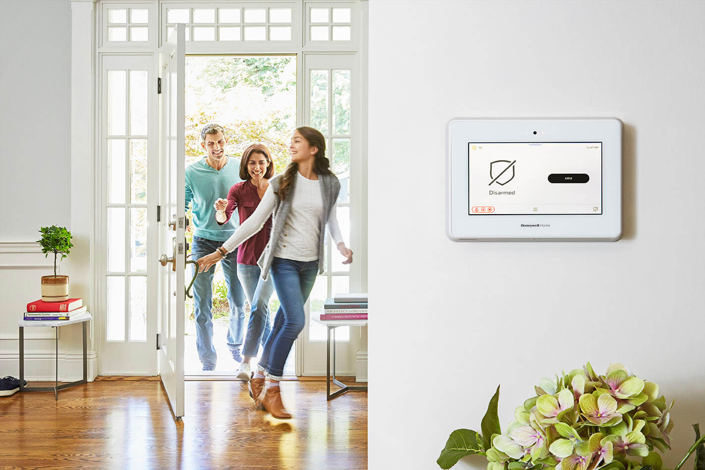 PROA7PLUS on home wall